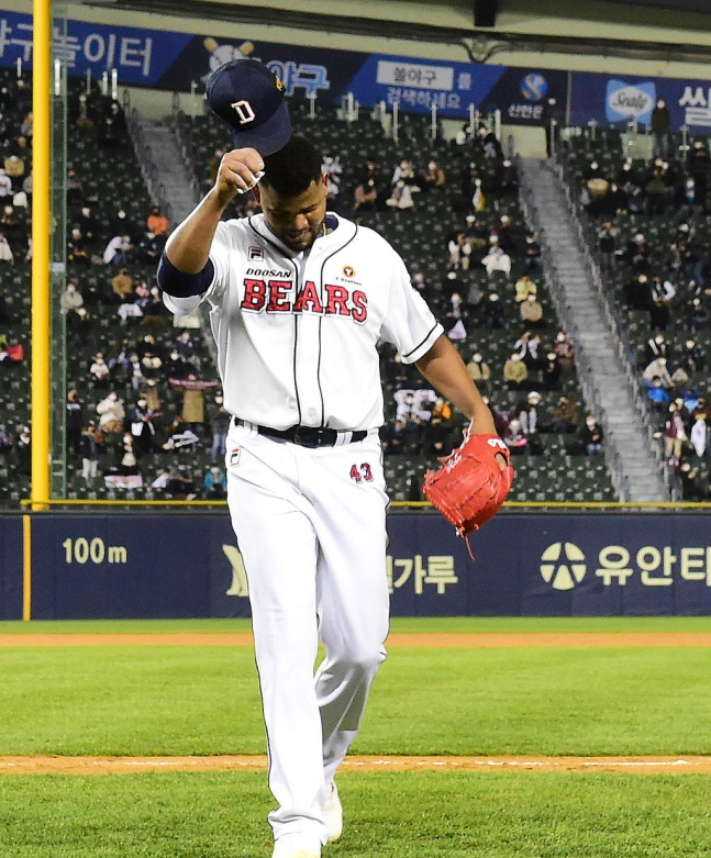 한국 팬들에 따로 특별 인사, 일본 간 'KBO 다승왕'의 품격