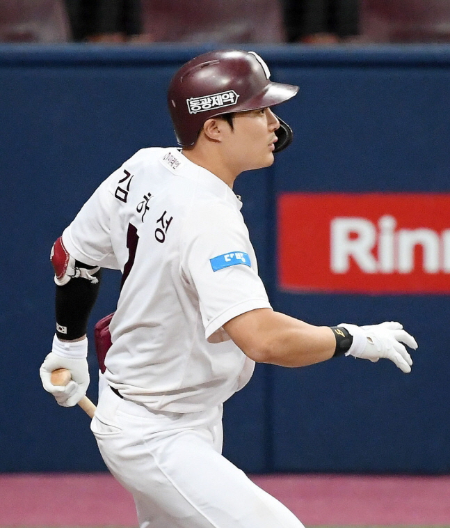 “다르빗슈·아리하라 영입한 TEX, 김하성 유력 행선지” MLB.com